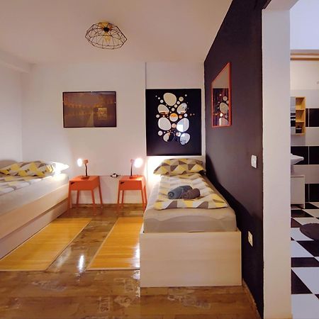 Ivana Rooms Pula Exterior foto